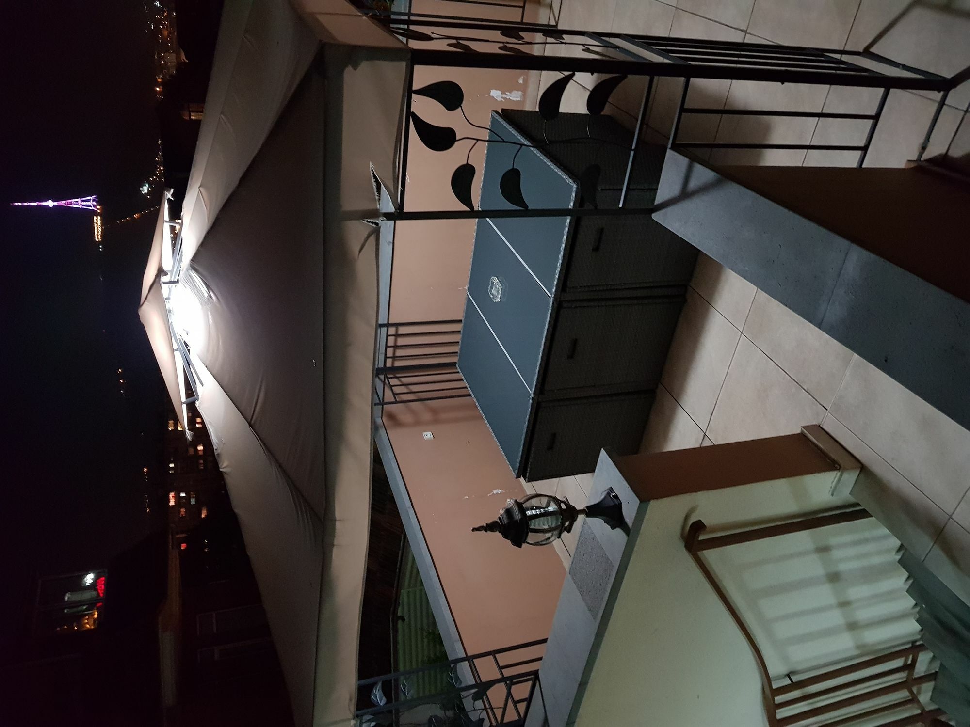Danisimo Hotel Tbilisi Esterno foto